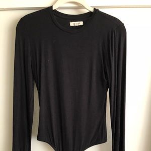 Madewell long sleeve crew neck bodysuit Black med